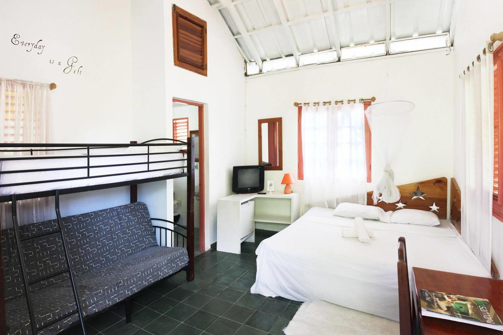 Casa Delfin Guest House Las Terrenas Exteriör bild